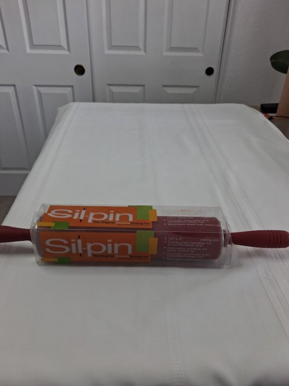 Sil-Pin Silicone Rolling Pin - Picture 2 of 6